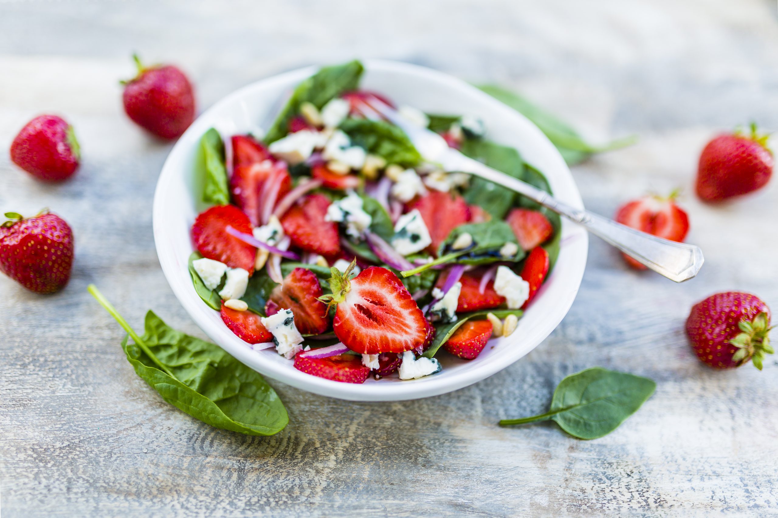 Image de couverture - Recette - Salade d'épinards et fraises